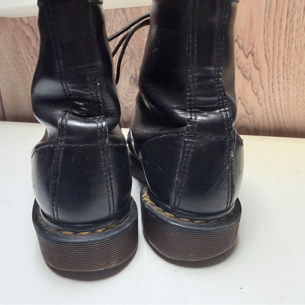 Dr. Martens Vintage Patent 8 eye boot. England - Picture 5 of 8
